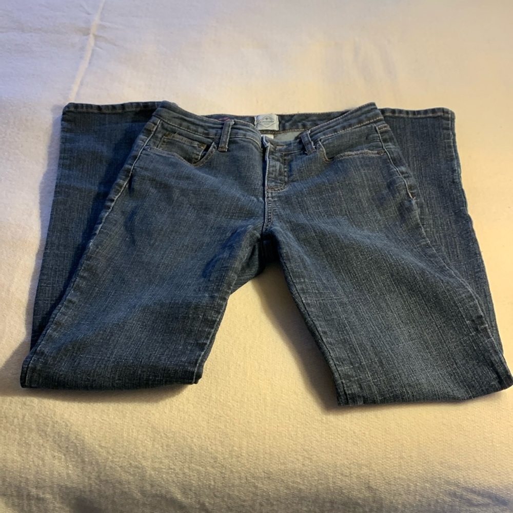 St. John's Bay Straight Leg Jeans Size 4